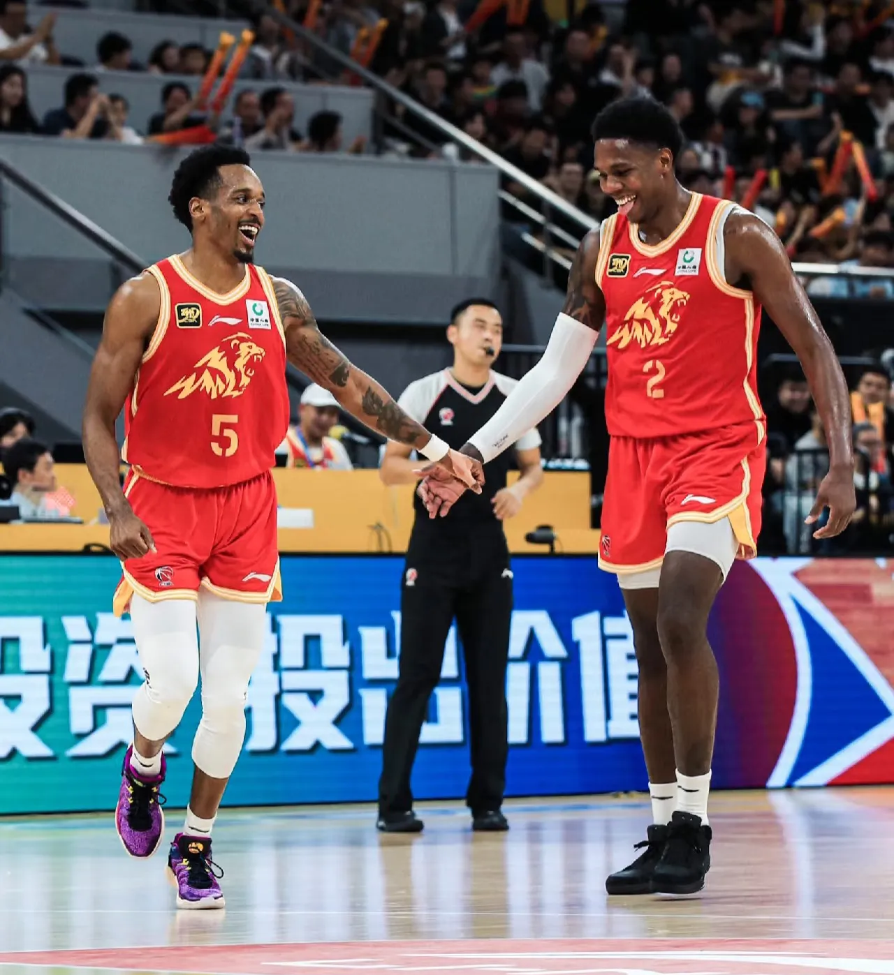 贝博官方入口包含NBA季后赛今晨再迎强敌，武汉三镇内部沟通，主帅态度：管理层满意，数据趋势出现新变化的词条